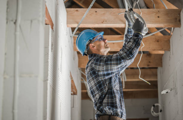 Best Emergency Electrical Repair  in Holbrook, NY
