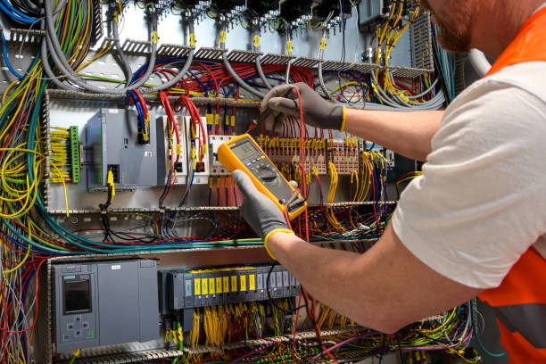 Best Affordable Emergency Electrician  in Holbrook, NY